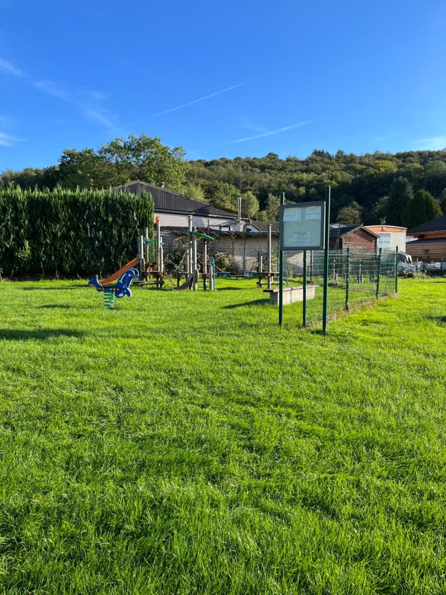 Chalet Charmant Monika Yvoir Bagian luar foto